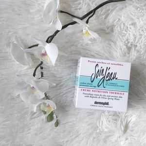 🎁FREE W/100$+💎Spring Water Anti-wrinkle Cream 💎